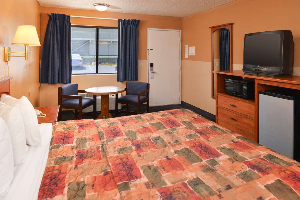 Motel Americas Value - Carson 2*
